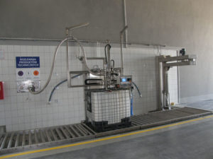 automatyczna rozlewnia produktów technicznych