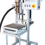 rolotok z rozlewnią płynów